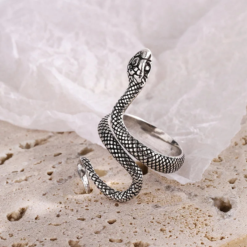 Devitt Ring