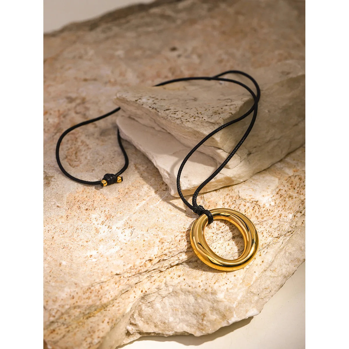 Kate Necklace