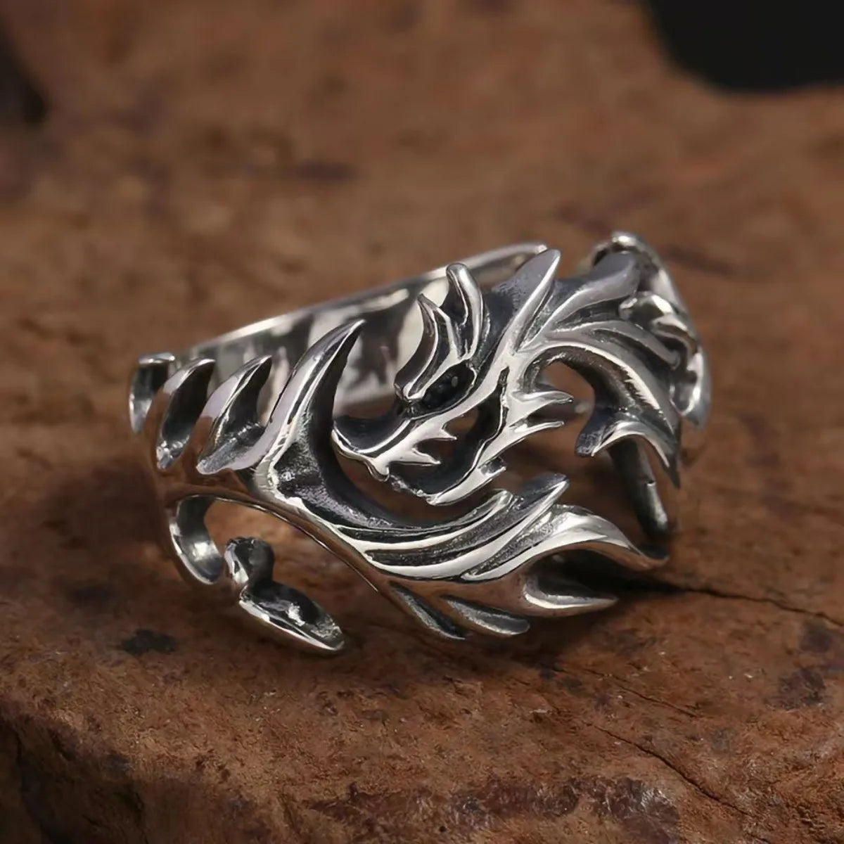 Maddox Ring
