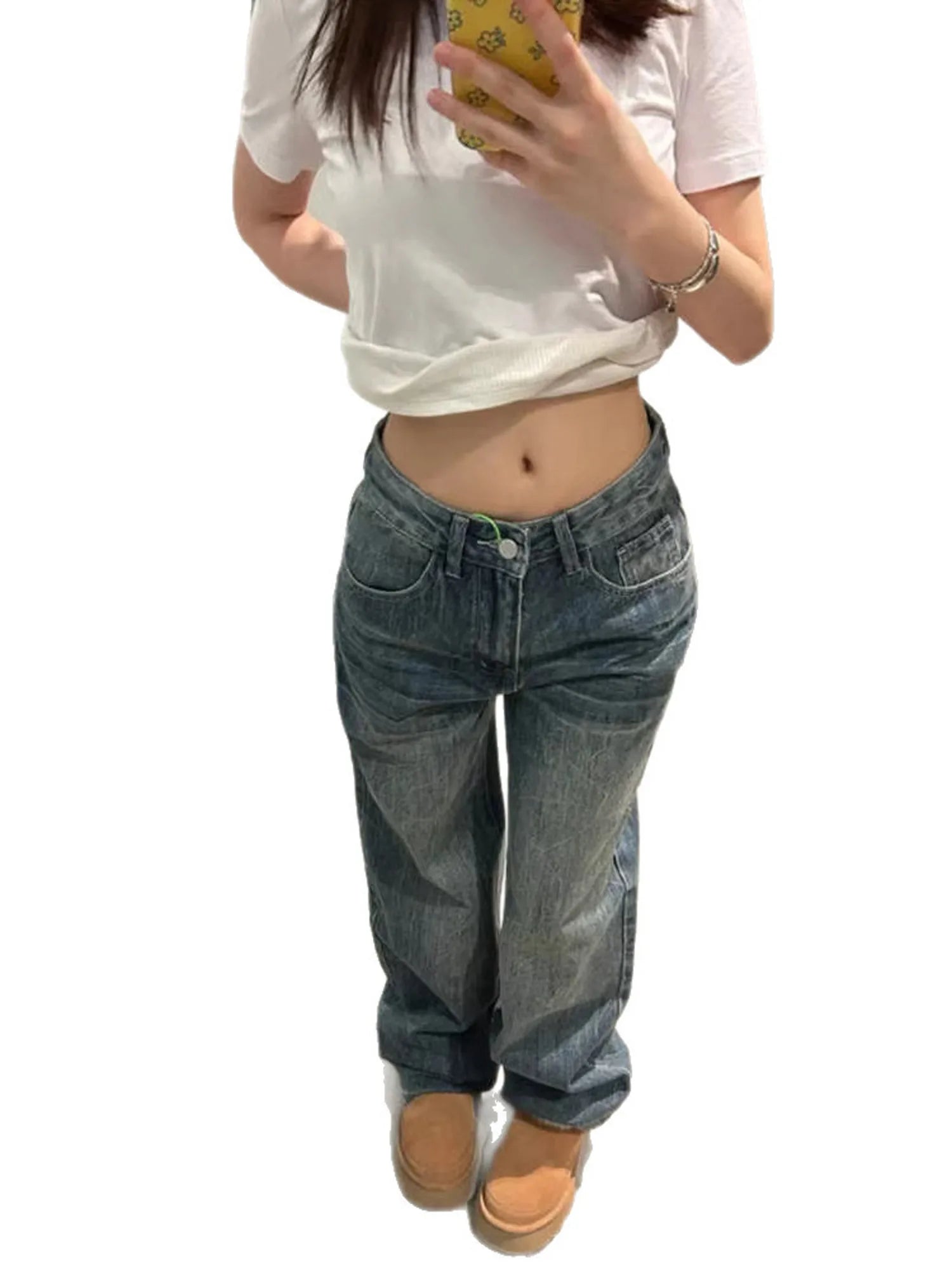 Women's Y2K Baggy Jeans Low Rise Wide Leg Denim Pants Vintage Washed Loose Trousers Streetwear with Unique Back Pocket Detail