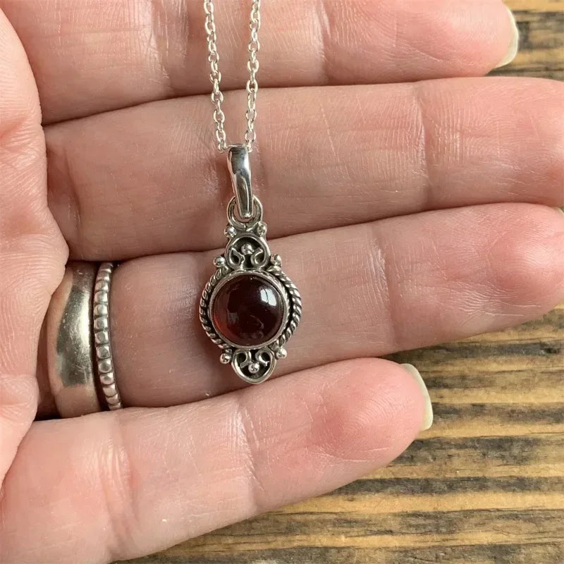 Taylor Necklace