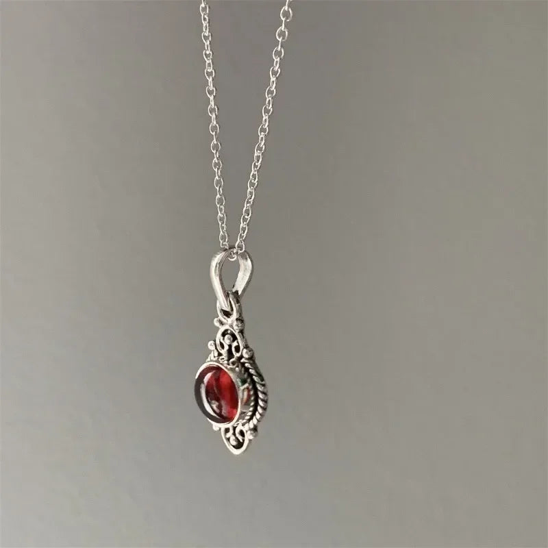 Taylor Necklace